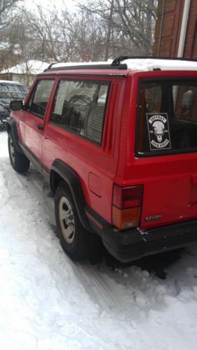 1995 jeep cherokee se sport utility 2-door 4.0l