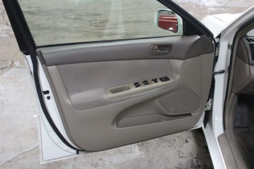 2003 Toyota camry le, image 4