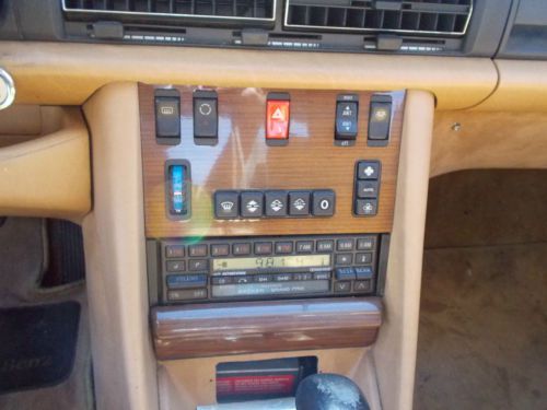 1989 Mercedes 300E, NO RESERVE, image 6