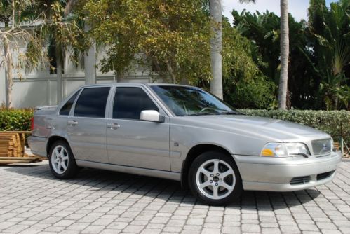 1999 volvo s70 se 4dr sedan leather sunroof cd 2.4l 5cyl 5-speed automatic