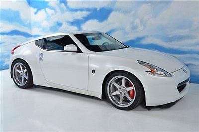 2009 370z touring navigation bose 19inch wheels 6 speed low miles - pearl white