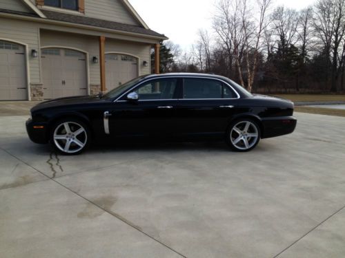 Beautiful 2008 jaguar xj super v8  &#034;supercharged&#034;