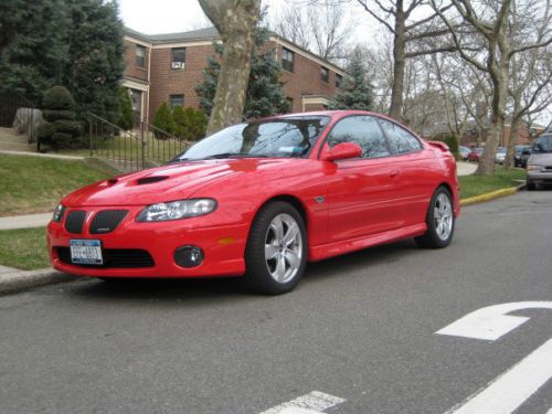 2006 pontiac gto. 6 litre 400hp ls2 engine. manual transmission.