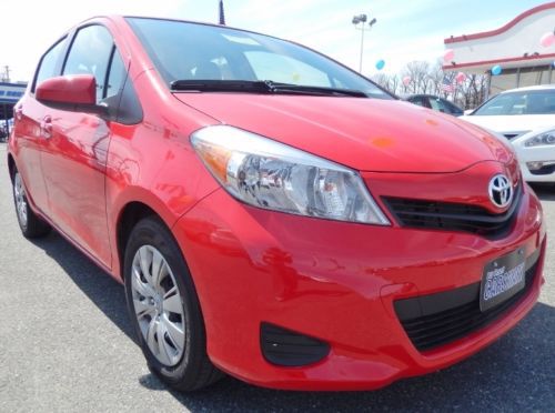WE FINANCE ONE OWNER CHERRY RED HD RADIO FWD POWER AUX BLUETOOTH LOW MILES GAS, image 3