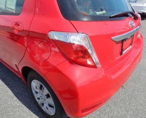 WE FINANCE ONE OWNER CHERRY RED HD RADIO FWD POWER AUX BLUETOOTH LOW MILES GAS, image 11