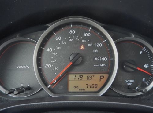 WE FINANCE ONE OWNER CHERRY RED HD RADIO FWD POWER AUX BLUETOOTH LOW MILES GAS, image 32