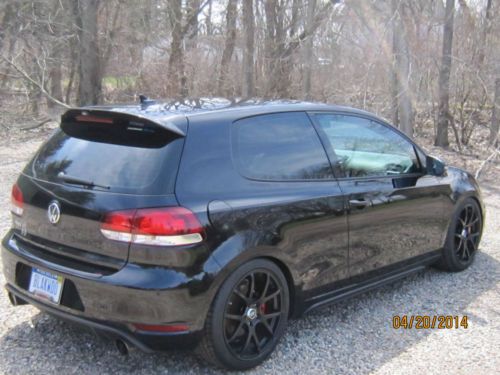 2010 Volkswagen GTI Hatchback 2-Door 2.0L, image 8