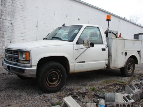 Fresh arrival off fleet lease southern truck 6.5 turbo diesel auto rwd cold ac