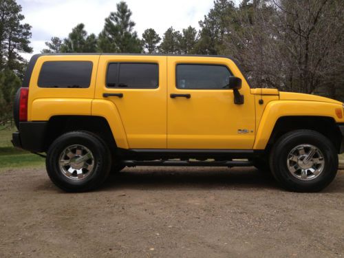 2006 hummer h3 4 x 4 auto, leather, sunroof in great condition