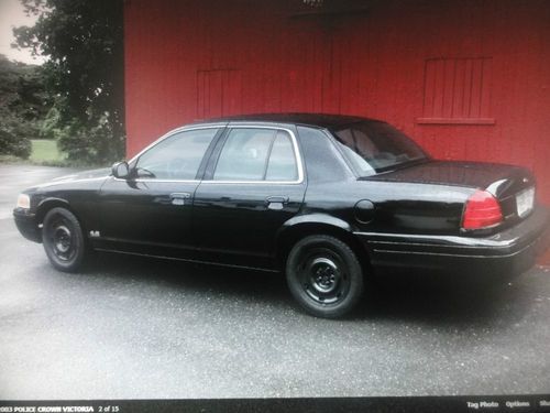 2003 ford crown victoria police interceptor sedan 4-door 4.6l