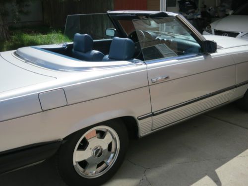 Mercedez benz sl 380 convertible hard top 1981 classic car leather collectible