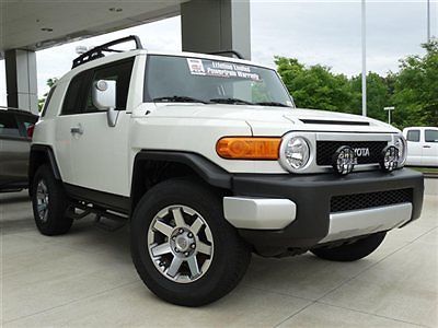 4wd 4dr auto toyota fj cruiser 4wd automatic new suv automatic gasoline 4.0l v6