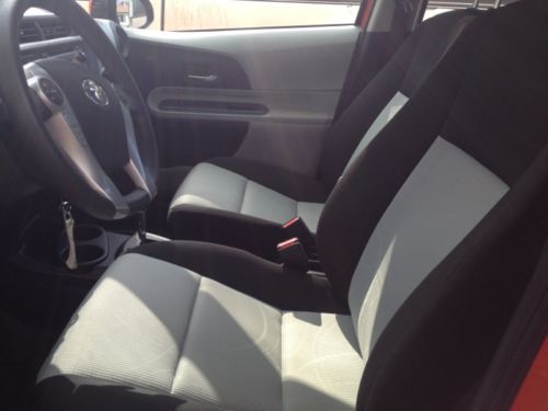 2012 Toyota Prius C Base Hatchback 4-Door 1.5L, US $16,000.00, image 1