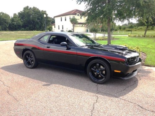 2010 dodge challenger r/t mopar10 only 500 made, low 1700 miles collector car