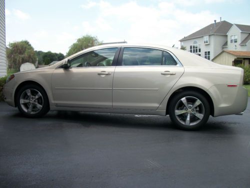 2009 chevrolet malibu lt2 heated seats remote start&lt;29k miles -  immaculate !