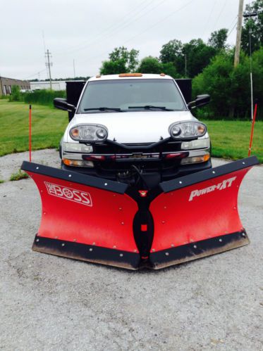 2001 chevrolet silverado 3500hd dually duramax no res. low miles boss v-xt plow