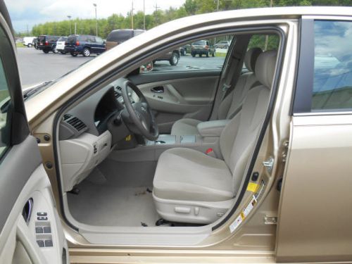 2011 Toyota Camry LE, US $15,988.00, image 6