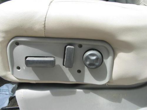 2001 Chevrolet Suburban C1500 LT, US $7,450.00, image 2