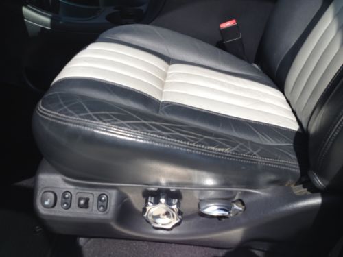 Harley Davidson LOW MILES Crew Cab Leather SuperCharged Black Truck Sunroof, image 27