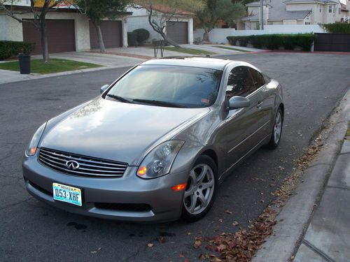 2004 infiniti g35 silver and black coupe 2-door 3.5l 2nd owner beautiful!!