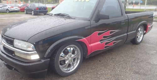 Chevy s10 black 4cyl  custom stereo 5spd hydraulic equipped