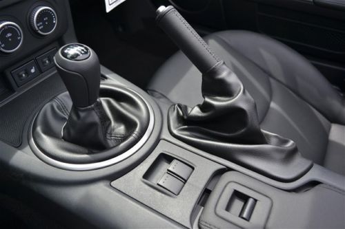 2DR CONV GR New 2.0L Leather seats Convertible roof - Manual Power mirrors, US $30,640.00, image 16