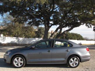 2012 vw jetta leather pwr opts sunroof fender sirius diesel 42 mpg!!