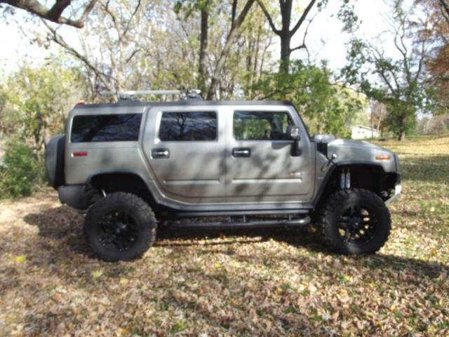 Hummer h2 base sport utility 4-door