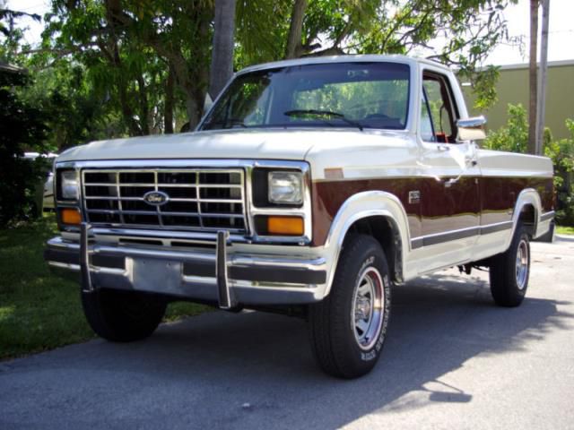 Ford f-150 xlt lariat standard cab pickup 2-door