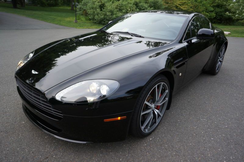 2010 aston martin vantage