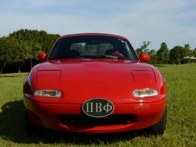 Mazda mx-5 miata 4 cylinder