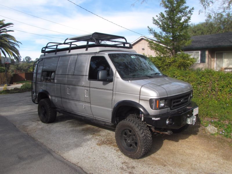 2004 ford e-series van