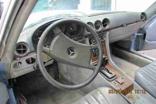 1980 MERCEDES BENZ 450 SL HAS BOTH CONVERTIBLE AND HARD TOP., image 4
