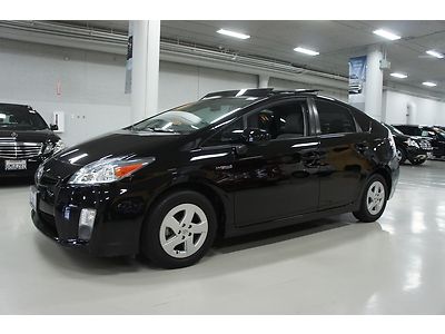 Navigation, rear cam, solar panel, sunroof, low miles, black/grey, 310-925-7461