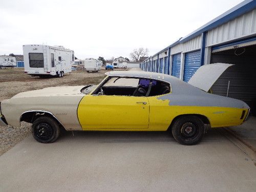 1972 chevelle project car 4-speed 12 bolt