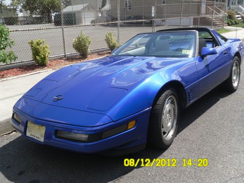 1995 chevrolet corvette base hatchback 2-door 5.7l