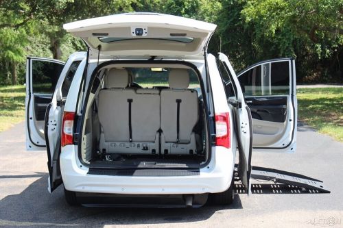 2015 chrysler town &amp; country touring