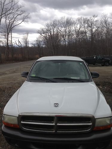 2002 dodge dakota sxt standard cab pickup 2-door 3.9l