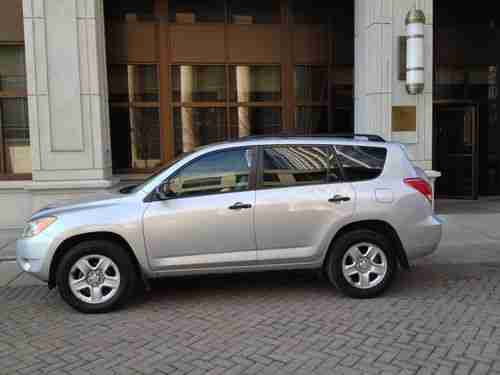 2007 Toyota RAV4 Base Sport Utility 4-Door 2.4L, US $14,000.00, image 2