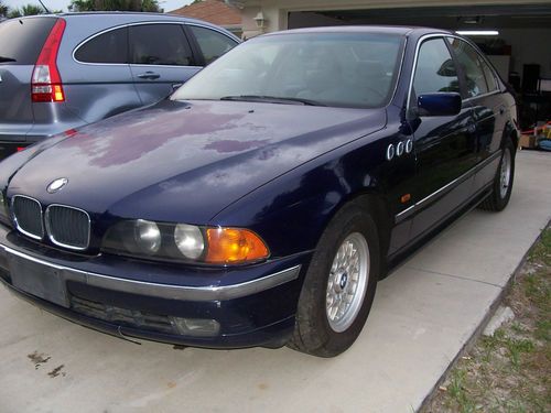 1997 bmw 528i base sedan 4-door 2.8l