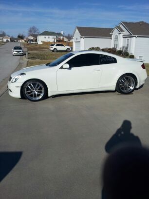 2005 infiniti g35 base coupe 2-door 3.5l