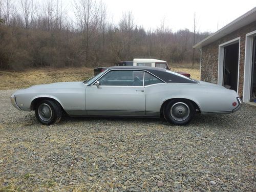 1969 buick riviera base hardtop 2-door 7.0l