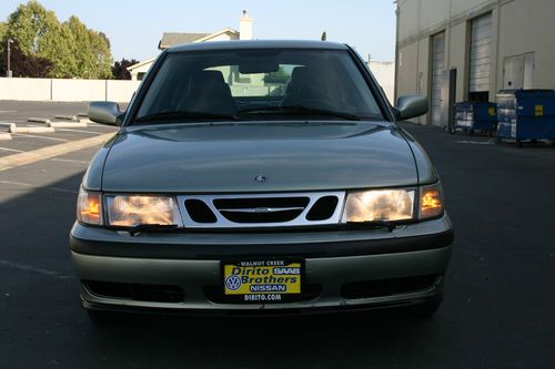 2002 saab 9-3 se hatchback 4-door 2.0l  turbocharged