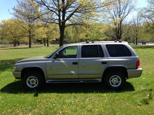 2000 dodge durango slt great condition very clean 7 seats leather 4x4 loaded