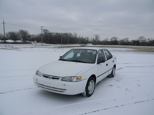 2000 toyota corolla ce sedan 4-door 1.8l gas saver 35mpg