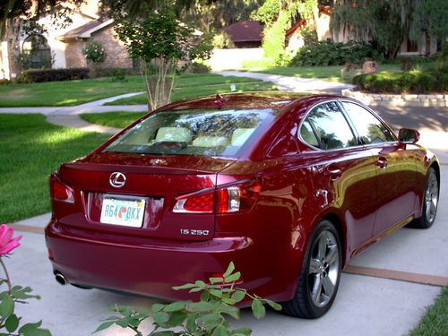 2011 lexus is250 base sedan 4-door 2.5l