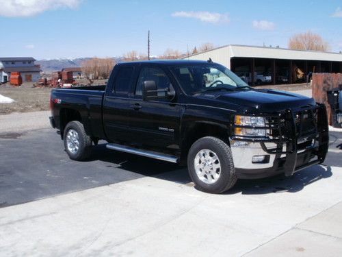 2011 chevrolet silverado 2500 hd 4wd low miles, non smoker