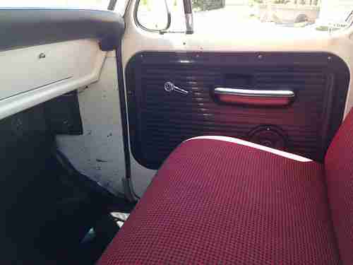 NO RESERVE 1970 Ford F100 Step Side Pickup Truck - Fresh interior - Patina style, image 19