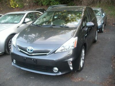 Repairable 2012 toyota prius v