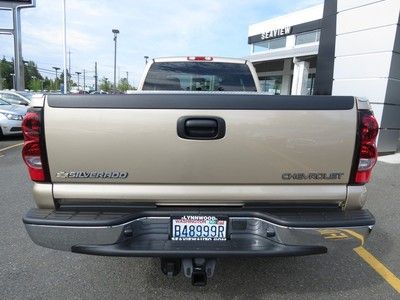 2004 CHEVROLET SILVERADO 2500HD DURAMAX DIESEL WITH ONLY 27,000 MILES ! MINT !, image 4